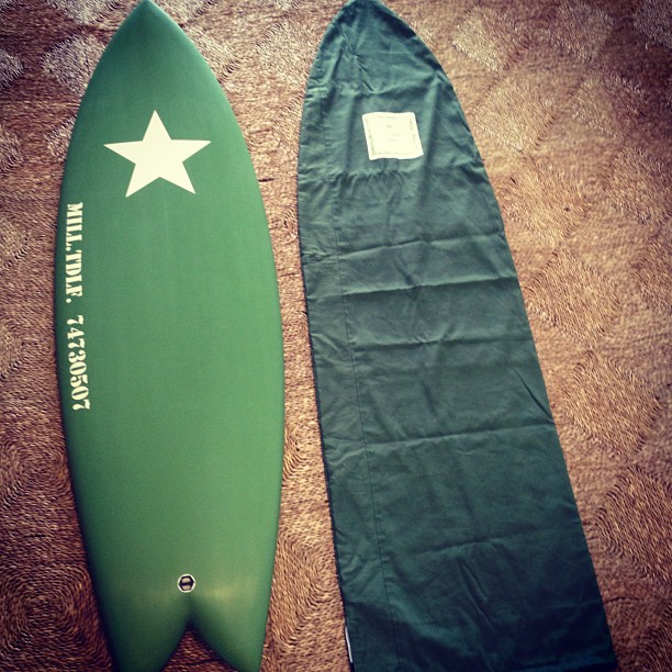  Bring out the #combat in you @diverse #resinwork #customsurf